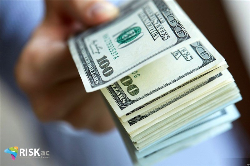 تحلیل قیمت دلار در بازه یکساله