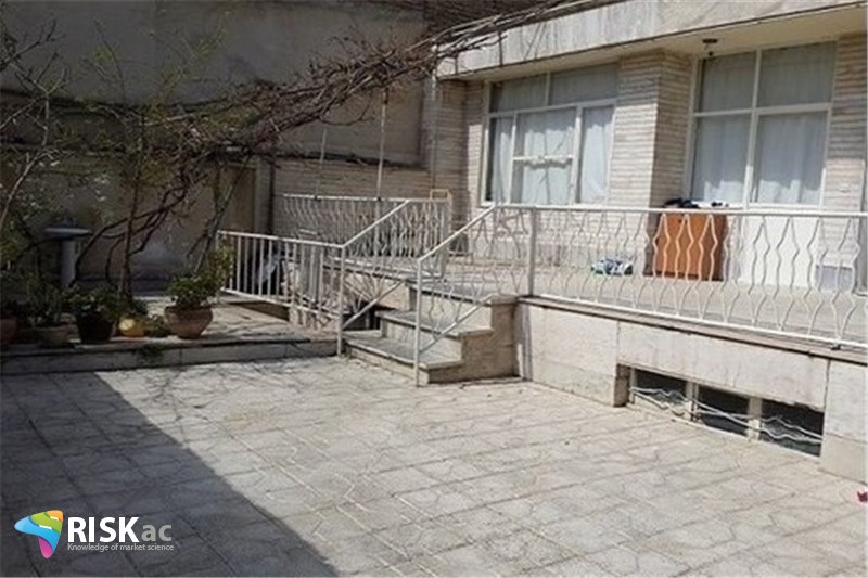 در تهران 11 هزار خانه کلنگی بین 300 تا 500 متر هست