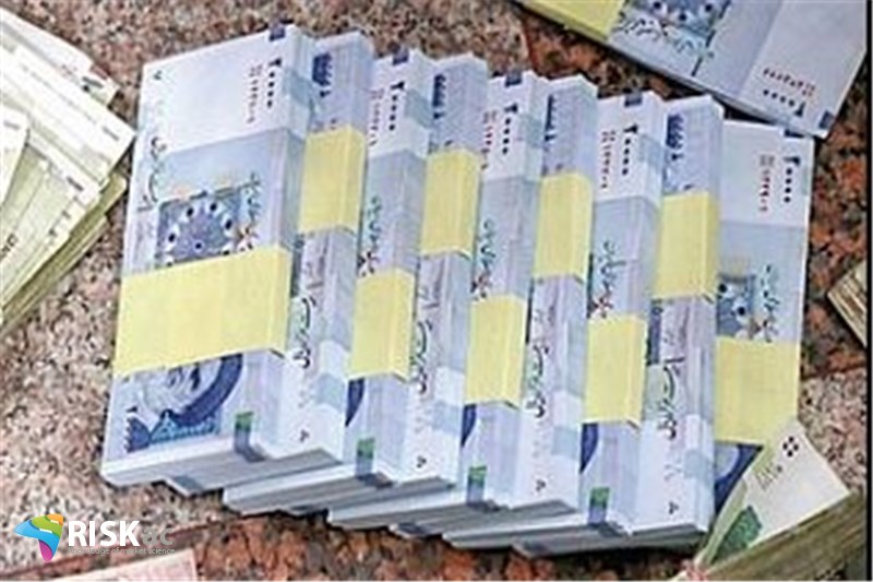 نقدینگی مازاد باید منجمد شود...