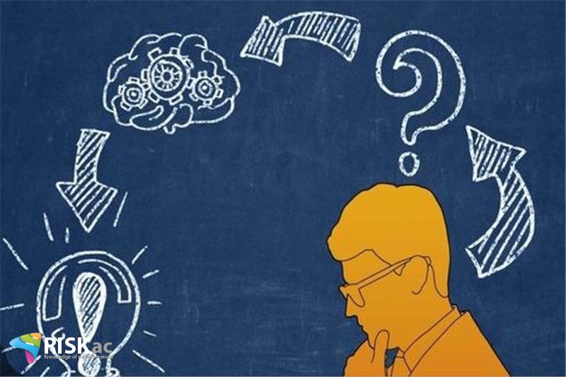 آدم موفق باید مهارت تحلیل داشته باشد