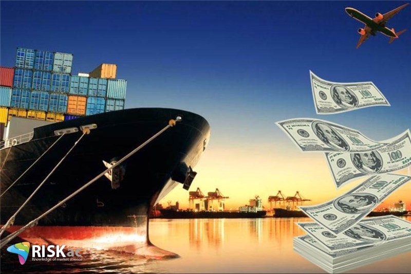 فعال اقتصادی دلار داشته باشد یا کالا