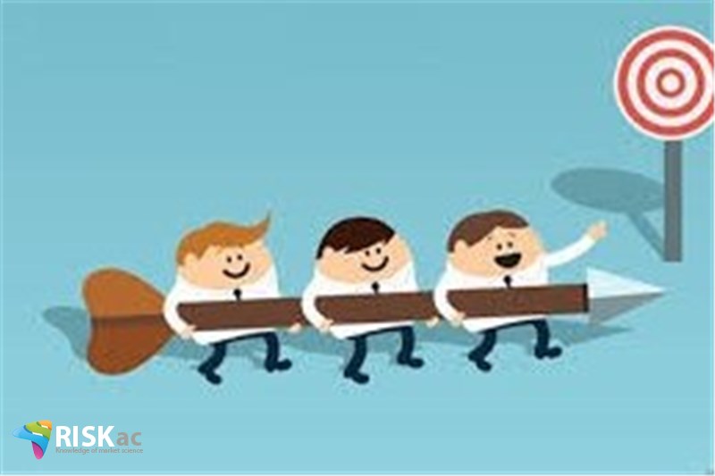 باید کار کردن با دیگران را بلد باشید