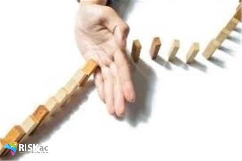 دو ریسک که با هم تناقض دارند